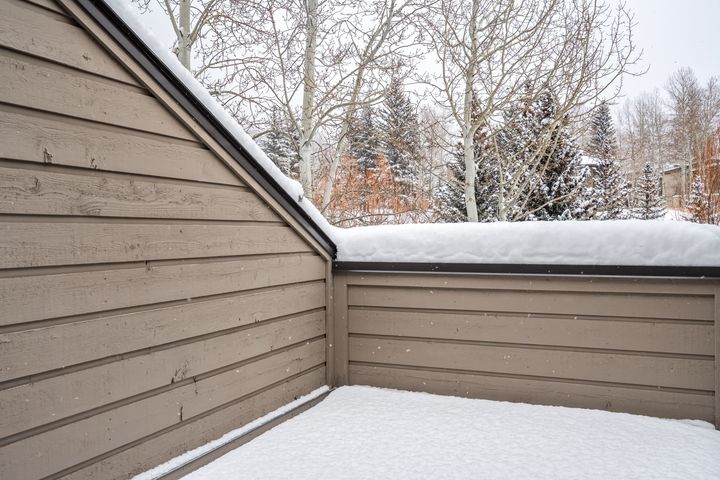 945 Red Sanstone Road A5 022