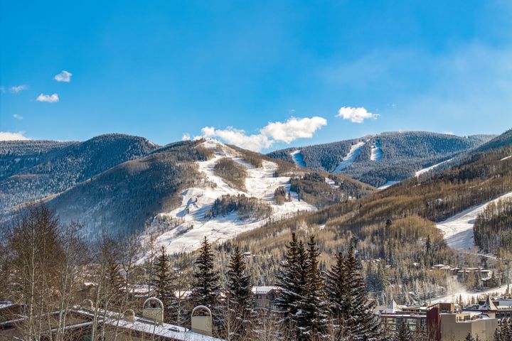 945 Red Sanstone Road A5 033