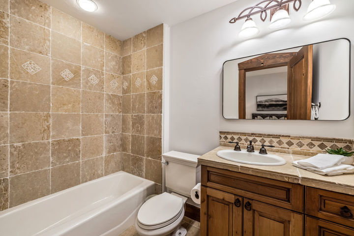 37 Aspen Meadows_0061