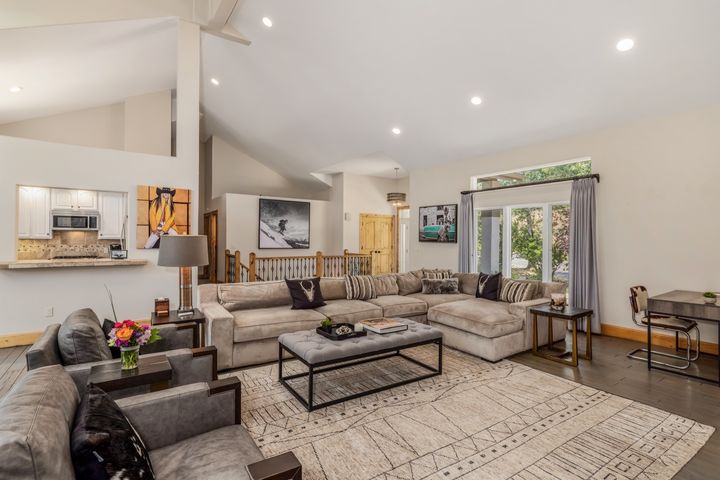 1671 Winslow Road 02