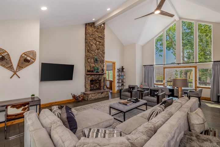 1671 Winslow Road 17