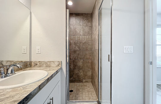 1053 Grantham Drive-47