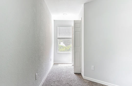 1053 Grantham Drive-52