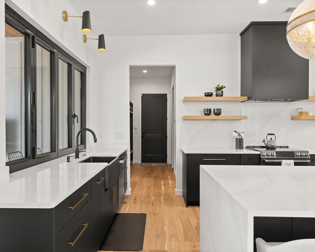 Waterford Gallery_79