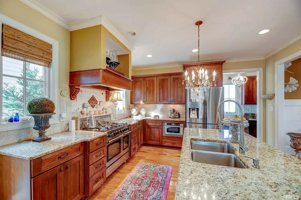 Caul-Group-581-Granite-Falls-Boulevard-12