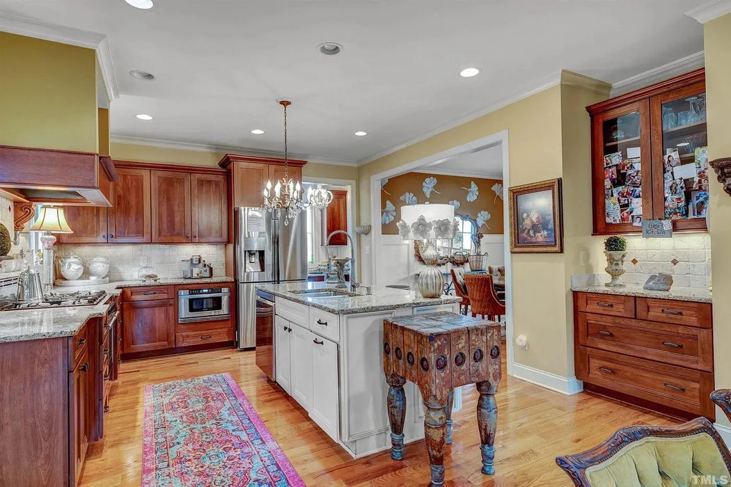 Caul-Group-581-Granite-Falls-Boulevard-13