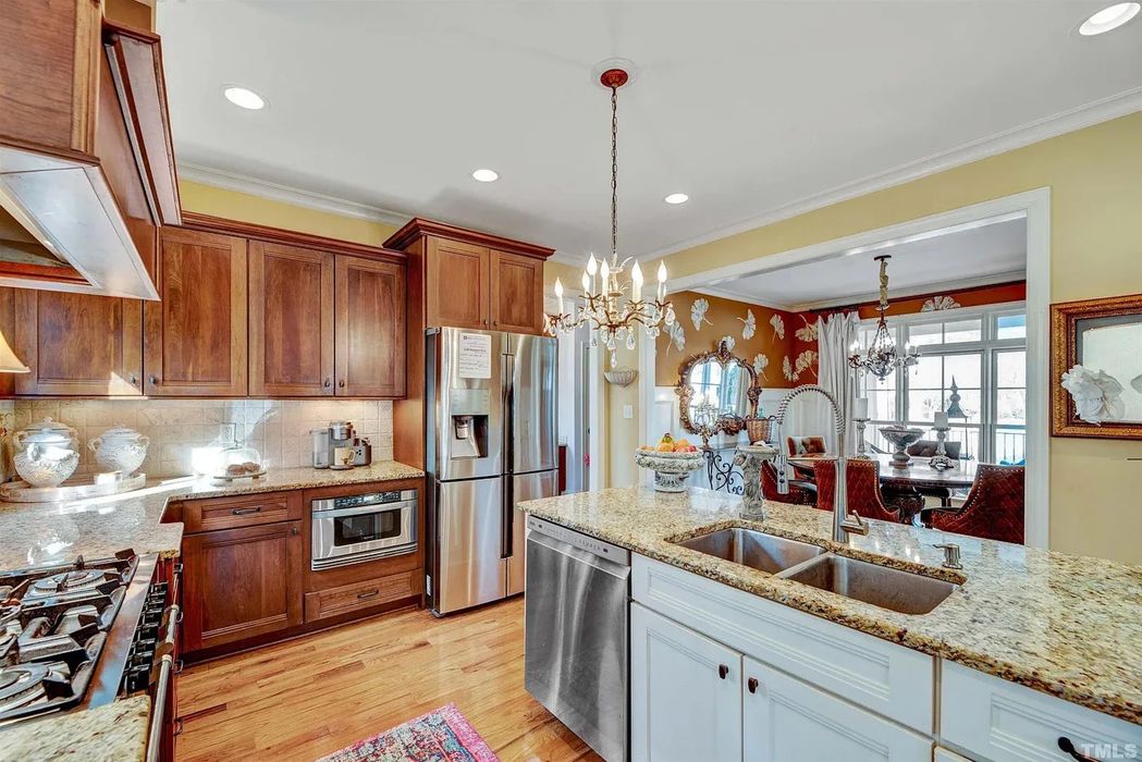 Caul-Group-581-Granite-Falls-Boulevard-15