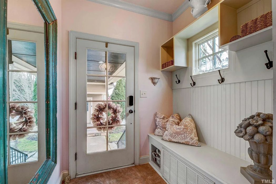 Caul-Group-581-Granite-Falls-Boulevard-26