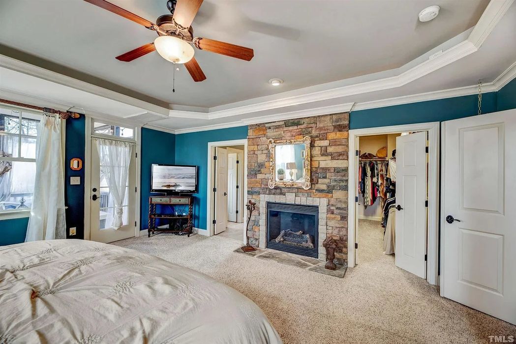 Caul-Group-581-Granite-Falls-Boulevard-30