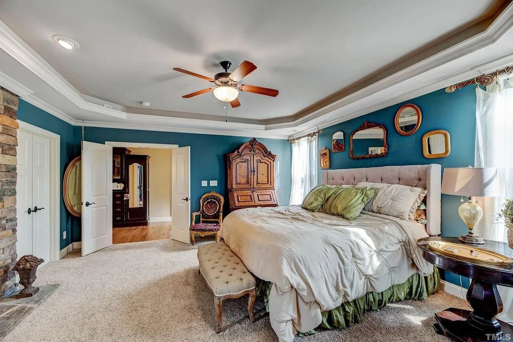 Caul-Group-581-Granite-Falls-Boulevard-31