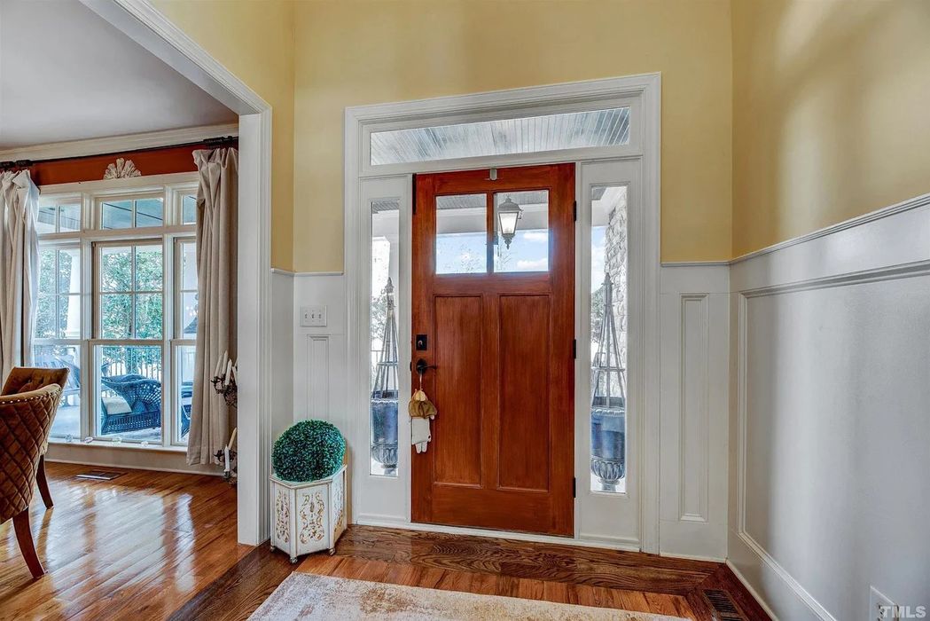 Caul-Group-581-Granite-Falls-Boulevard-7