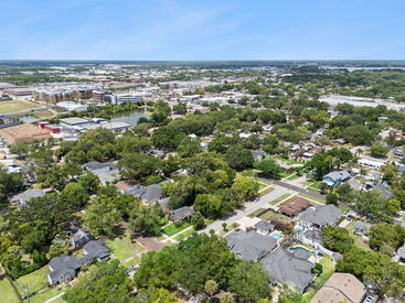 45-web-or-mls-1351_W_Yale_St__Orlando__FL_32804_DJI_20260425132537_0654_D