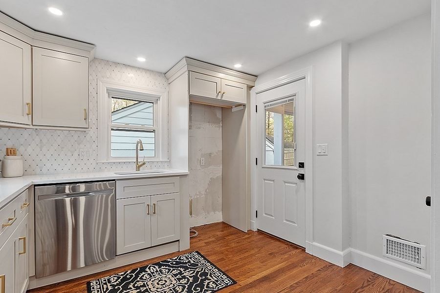 1625 Trapelo Rd Img 12