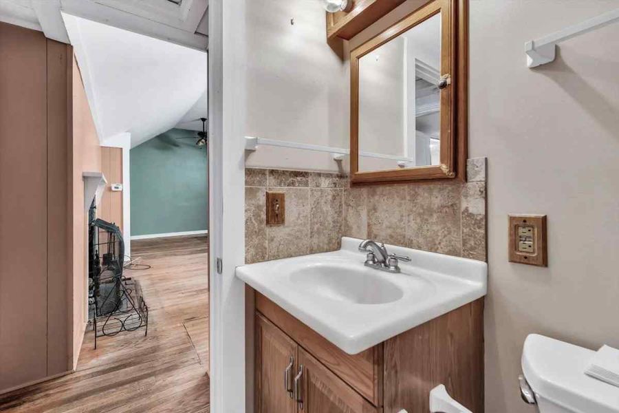 194 Hinckley Rd Img 13