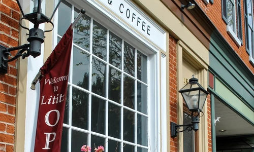Cafés in Lititz (And Exploring Bakeries)