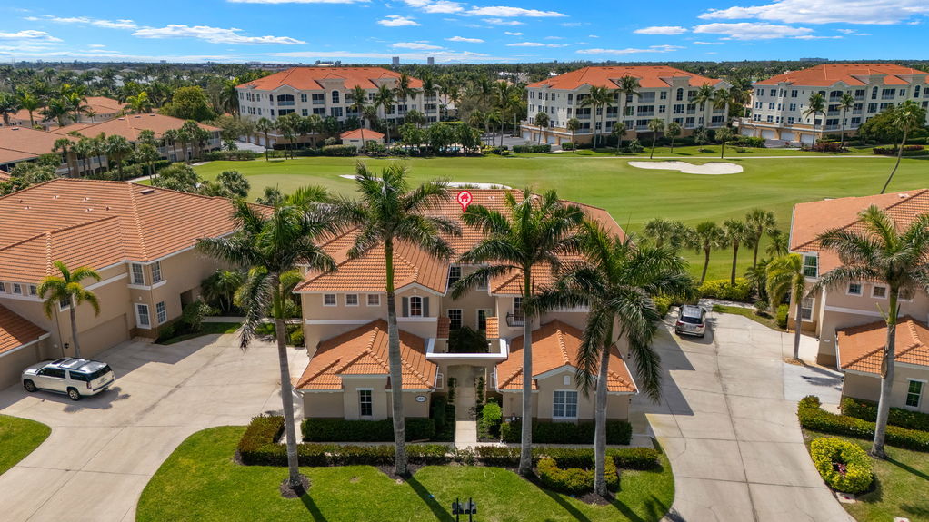 29-Aerial Front Exterior 2-marker (2)