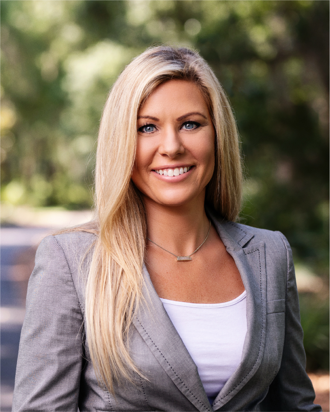 Leah Papka_Website Photo Smaller