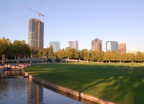 Bellevue_park_skyline