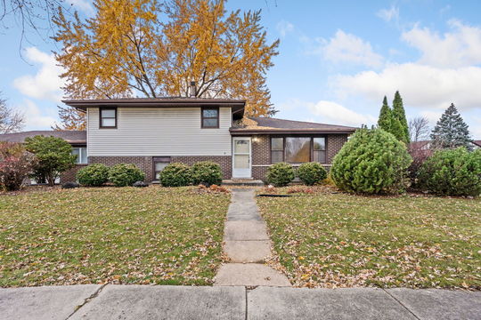 HD_1700427219065_1_web_or_mls_DSC06172