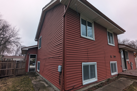 PXL_20240305_172155845