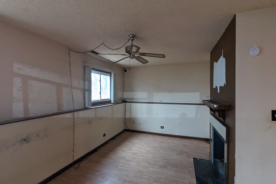 PXL_20240305_173716551