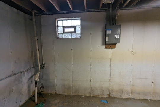 PXL_20240305_173841982