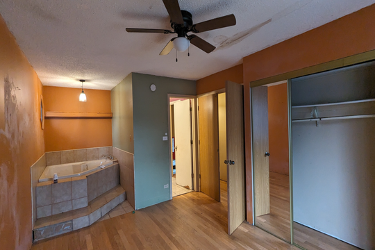 PXL_20240305_173938774