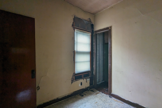 PXL_20240326_172246632