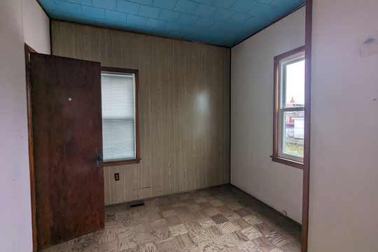 PXL_20240326_172345305