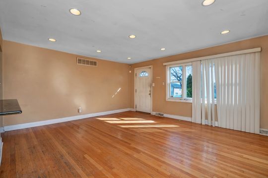 HD_1711983956054_8_web_or_mls_DSC05706