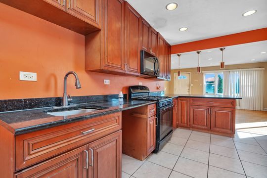 HD_1711984049438_13_web_or_mls_DSC05742