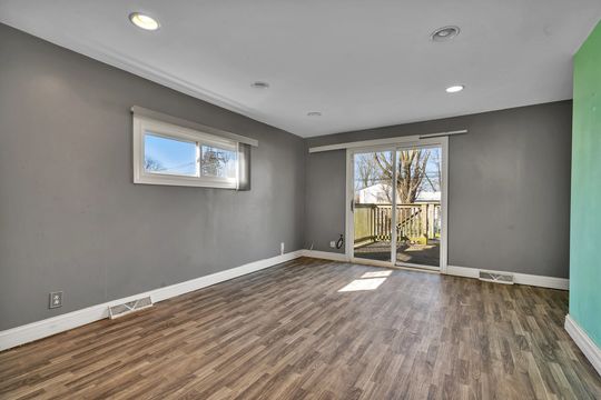 HD_1711984055787_15_web_or_mls_DSC05761