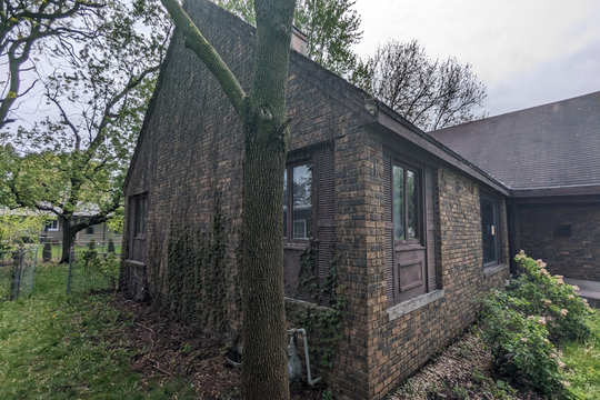 PXL_20240503_164210833