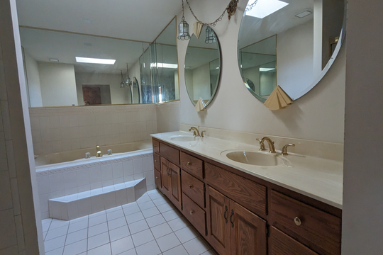 PXL_20240516_144800807