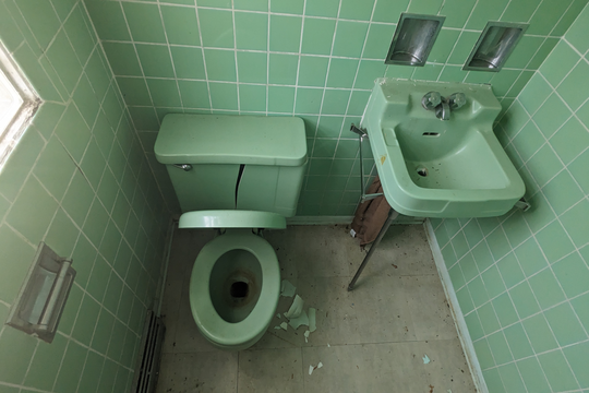 PXL_20240618_170203391