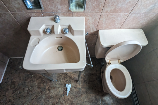 PXL_20240618_170225820