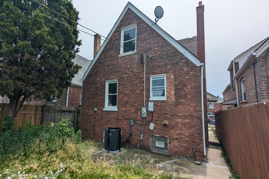 PXL_20240625_175810689