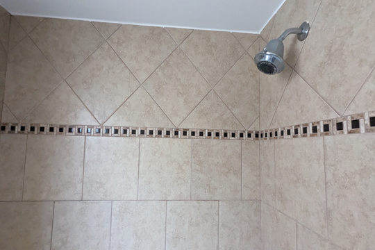 PXL_20240625_180049703