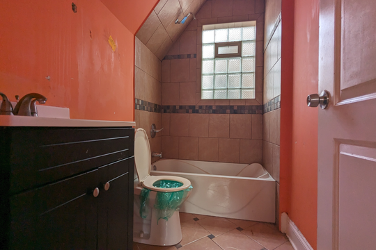 PXL_20240625_180141270