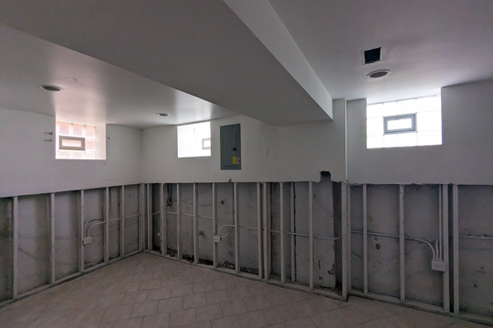 PXL_20240625_180332029