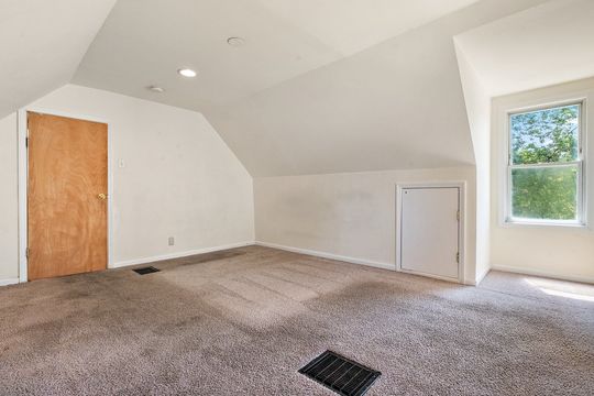 HD_1723151142664_19_web_or_mls_DSC00708