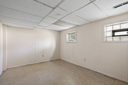 HD_1723151154295_24_web_or_mls_DSC00674