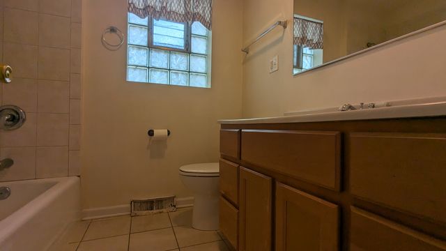 PXL_20240823_172234104