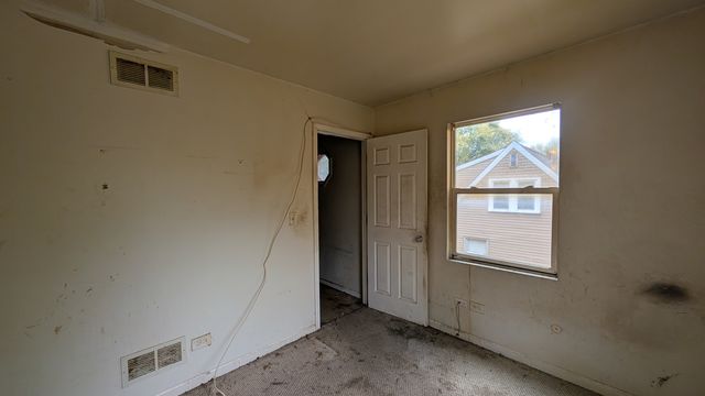 PXL_20241031_150006505