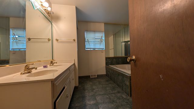 PXL_20241122_202200056