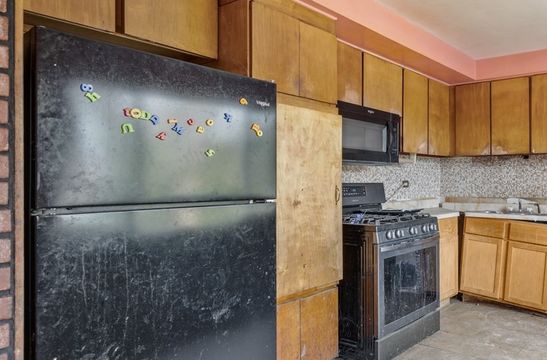 HD_1733271545420_9_17805DogwoodLn_HazelCrest_IL_Small