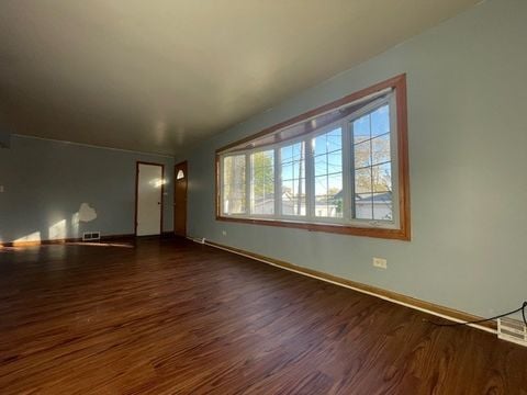 P_1731432438723_Living_Area_4