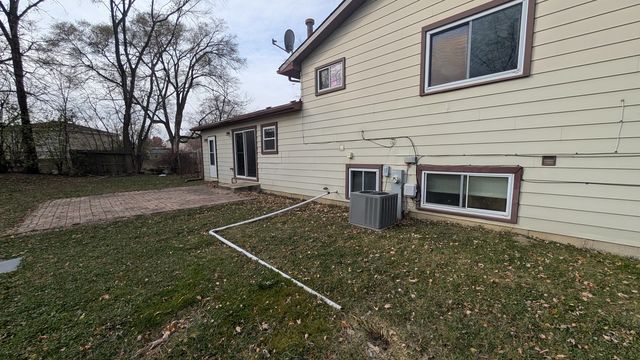 PXL_20241202_175946267