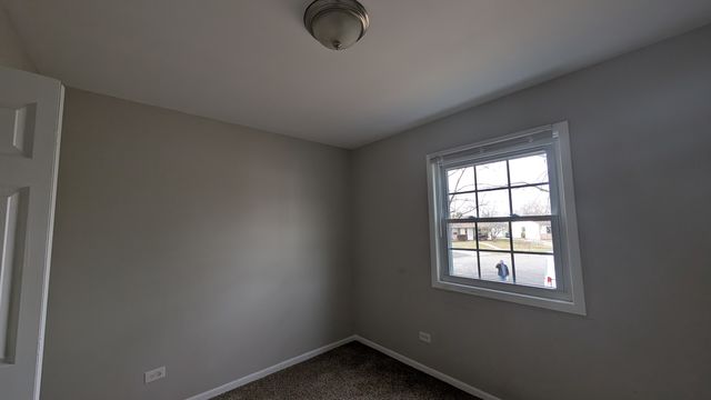 PXL_20241202_180243379