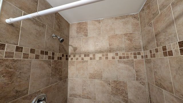 PXL_20241202_180350678